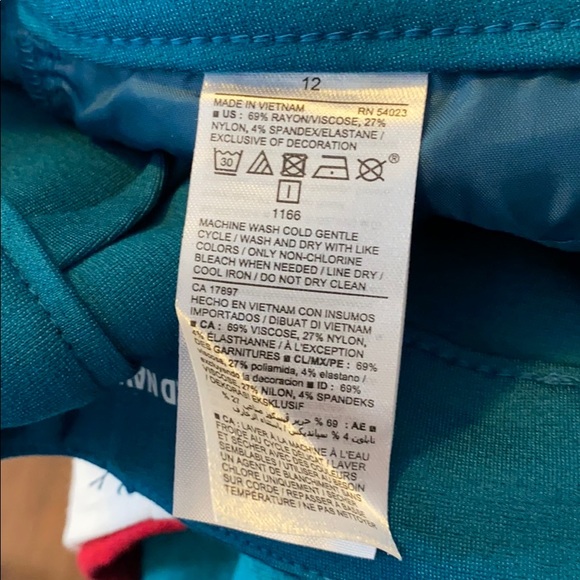 Turquoise Old Navy Pixie pants - Picture 6 of 7